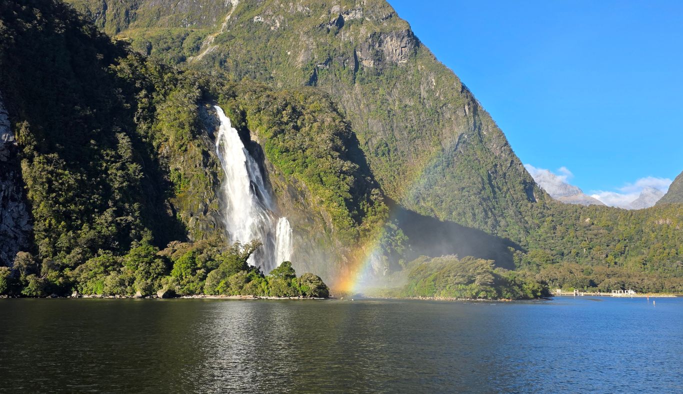 Milford Sound, Queenstown, Pure Milford